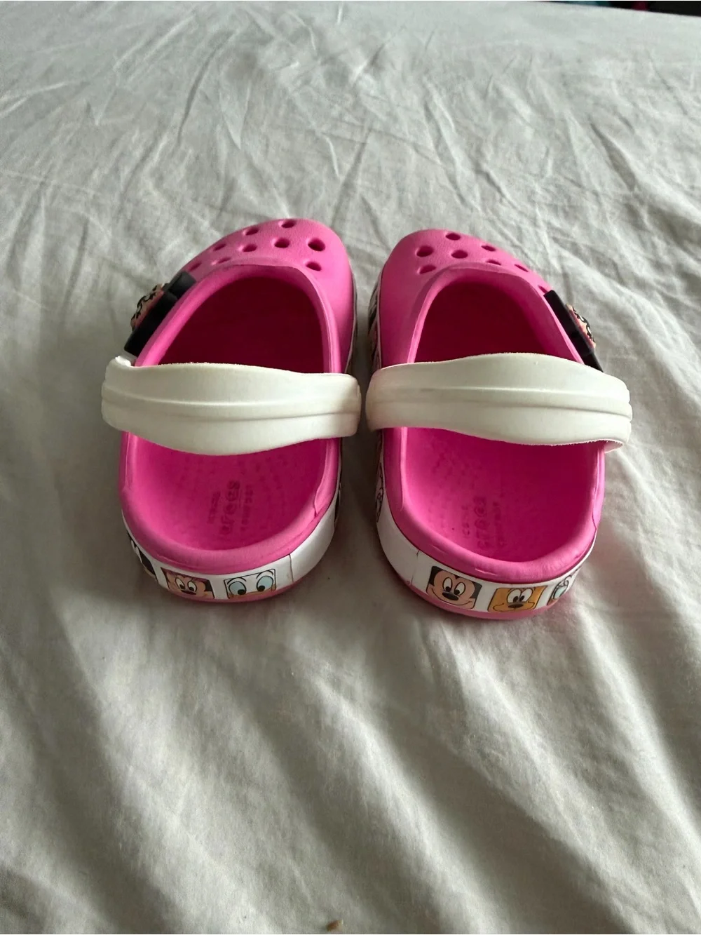 Disney Minnie Mouse Bright Pink Kids Clogs with Character Trim